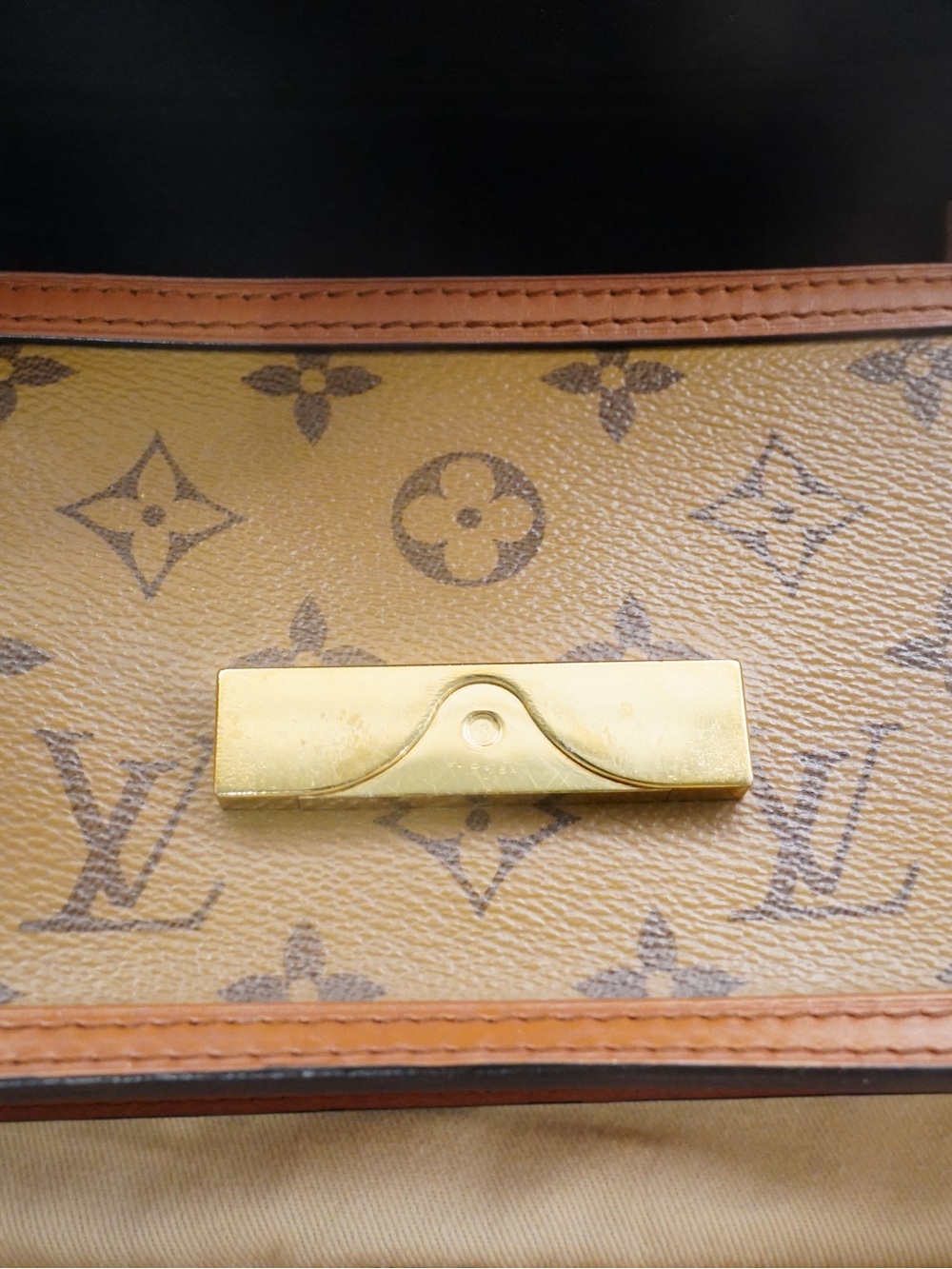 Louis Vuitton Dauphine Reverse Monogram with Gold Hardware/Chain - Picture 8 of 16